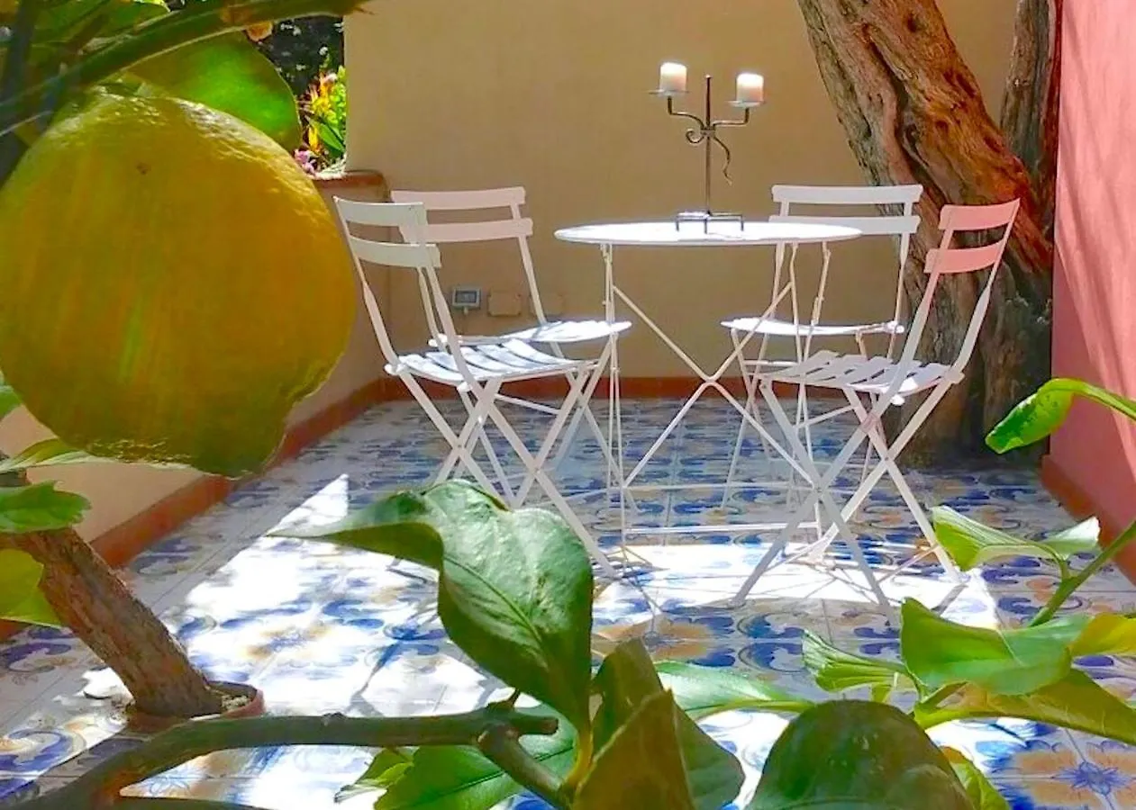 Margot'S House Villa Taormina 0*,